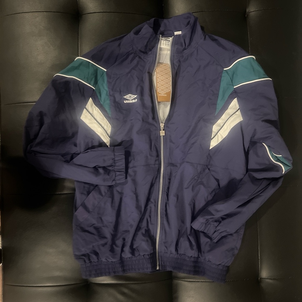 Umbro Men's Navy and Teal Windbreaker